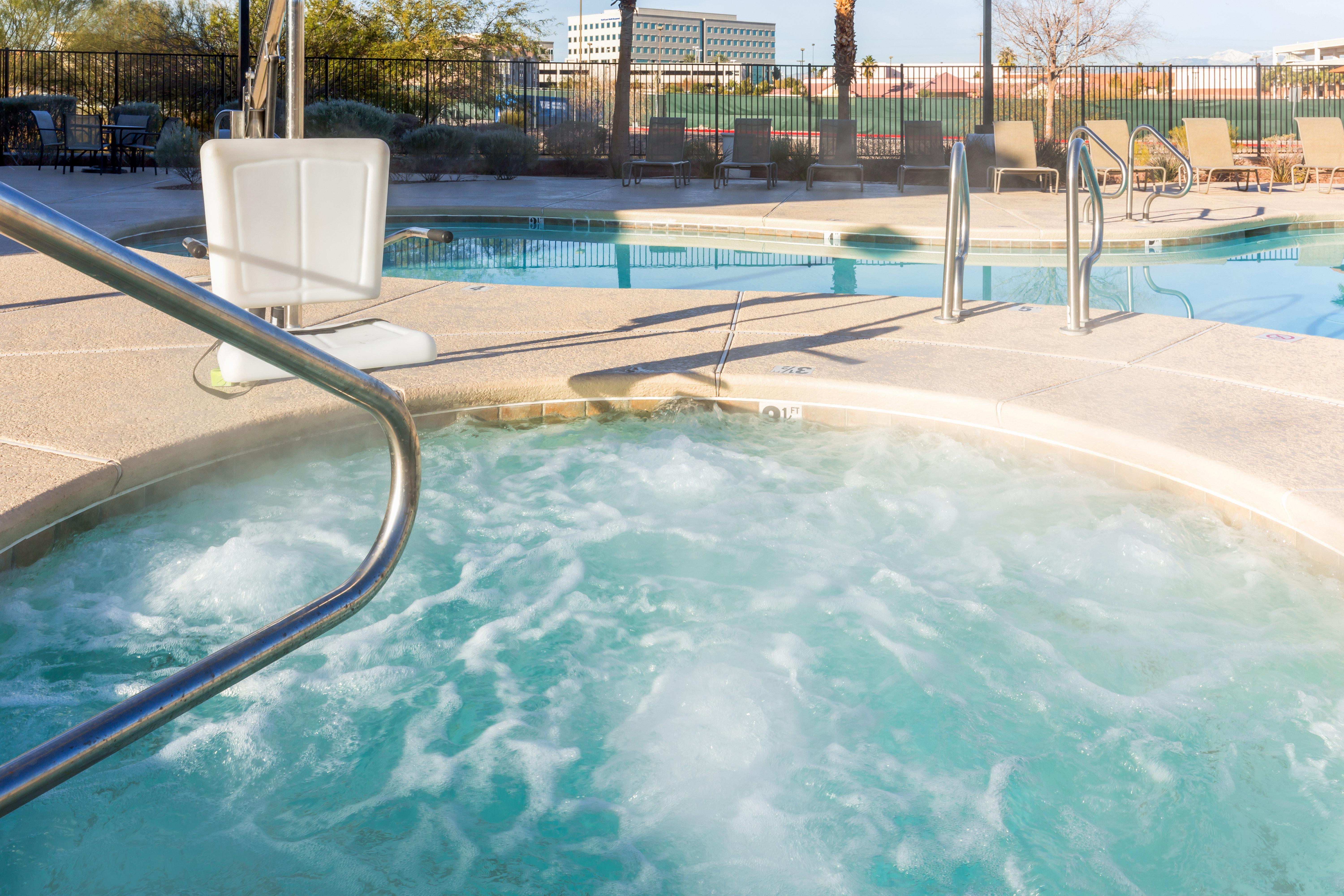 Holiday Inn Express Hotel And Suites - Henderson By Ihg Las Vegas Exterior photo