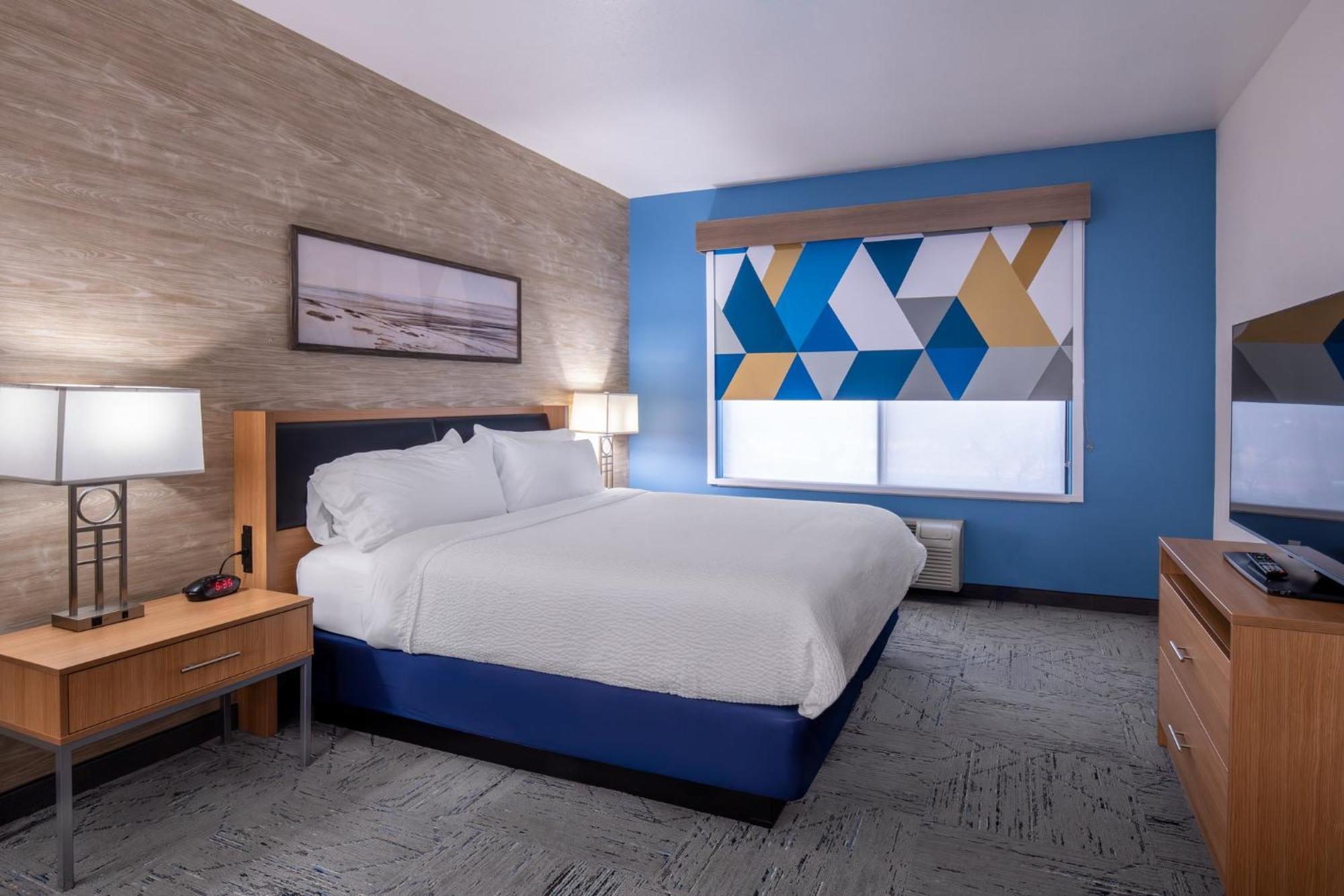 Holiday Inn Express Hotel And Suites - Henderson By Ihg Las Vegas Exterior photo