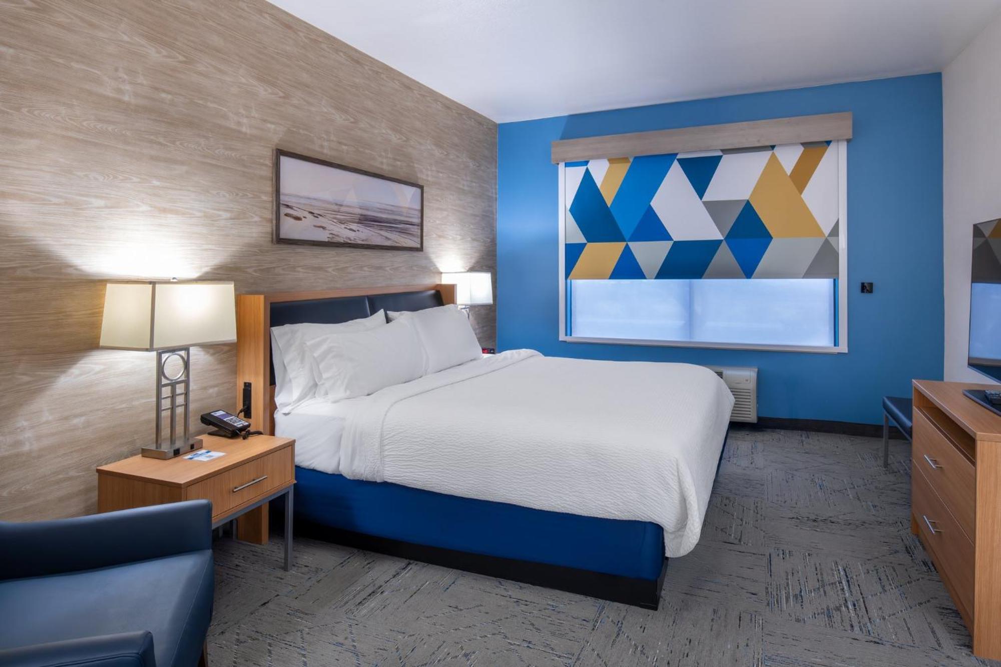 Holiday Inn Express Hotel And Suites - Henderson By Ihg Las Vegas Exterior photo
